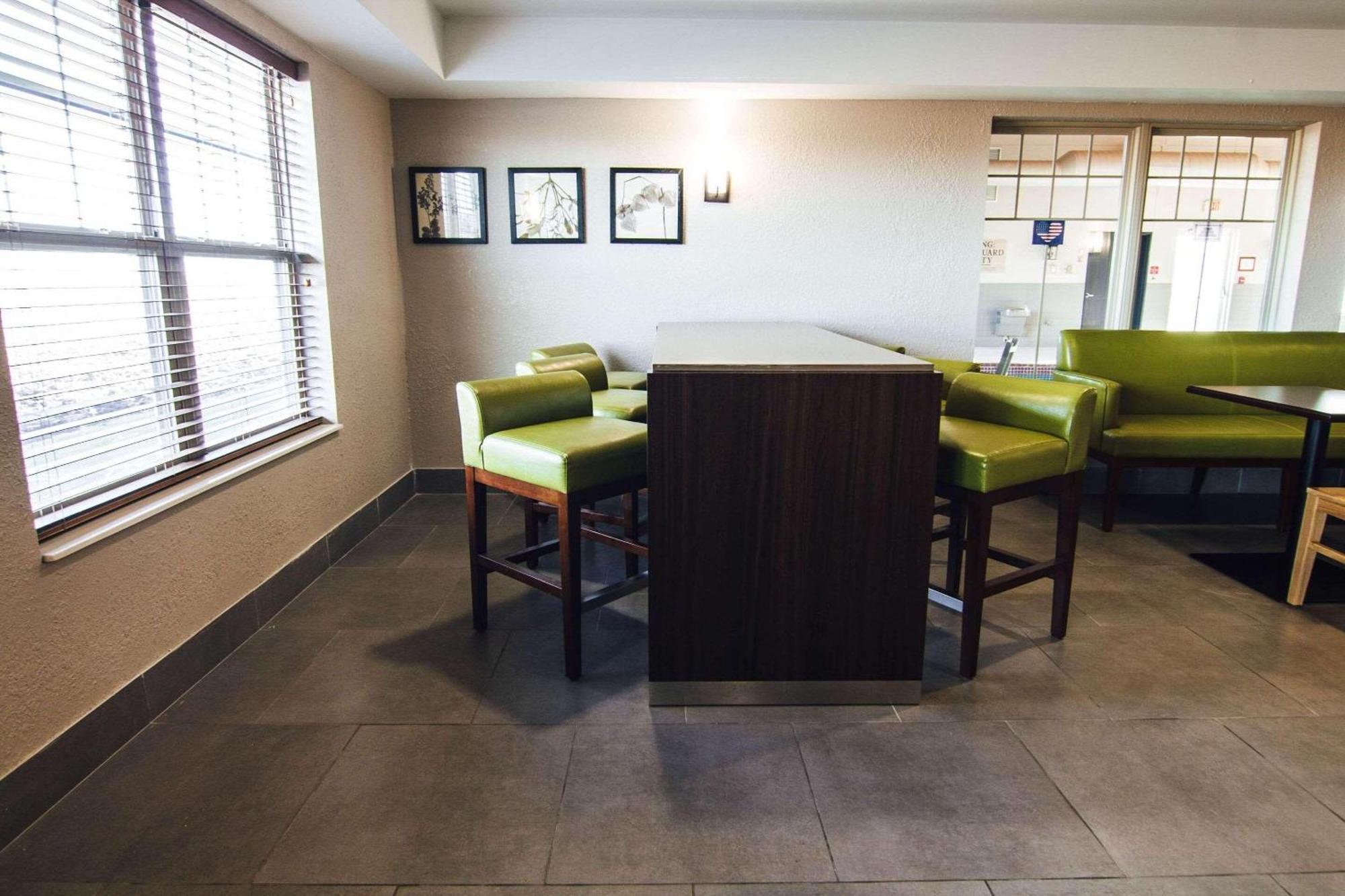 Country Inn & Suites By Radisson, Stockton, Il Exteriör bild